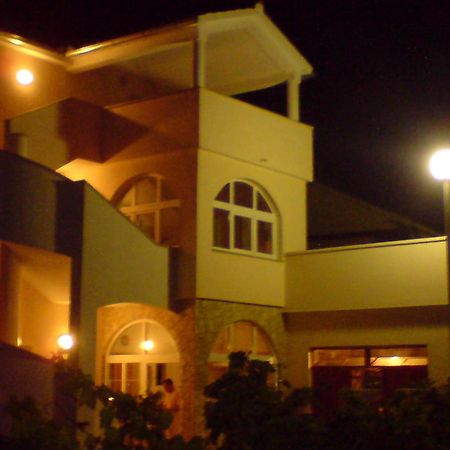בטינה Apartments Jakovcev מראה חיצוני תמונה