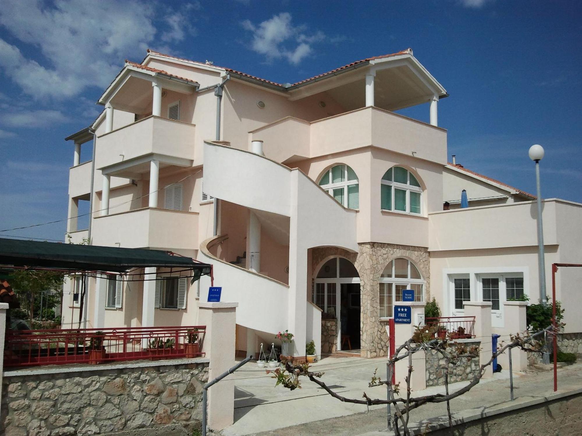 בטינה Apartments Jakovcev מראה חיצוני תמונה