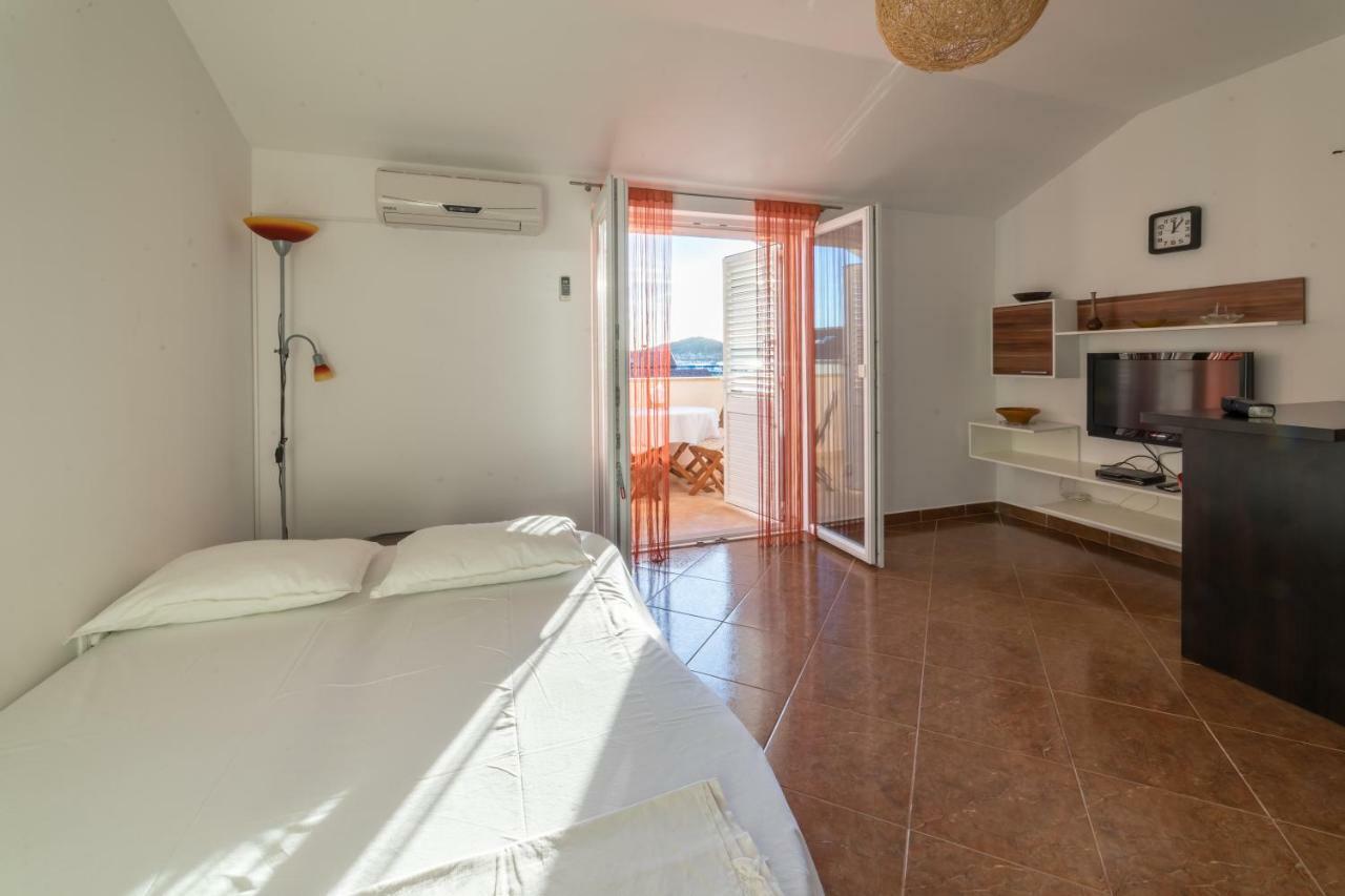 בטינה Apartments Jakovcev מראה חיצוני תמונה